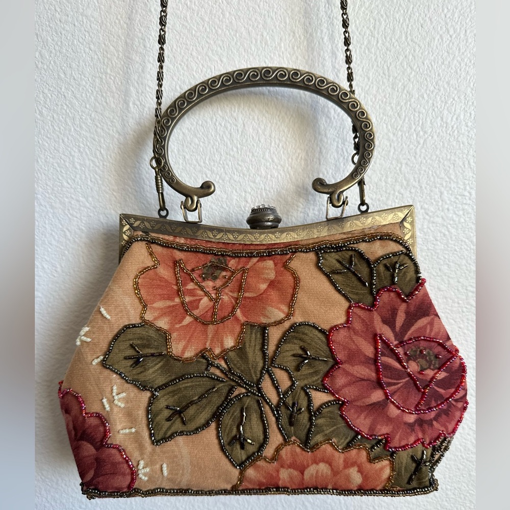 Floral Embroidered Handbag